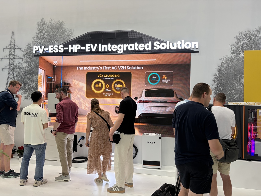 Gian hàng SolaX tại Triển lãm Intersolar Europe